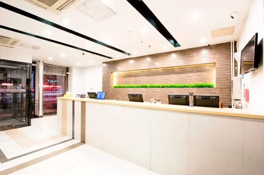 Шэньян: Ease Hotel Shenyang Palace Zhongjie Metro Station
