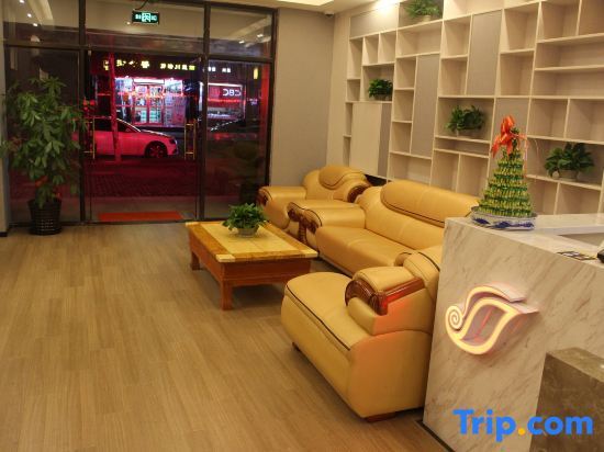 Шанхай: Shell Shanghai Chedun Yingshi City Yingshi Road Hotel
