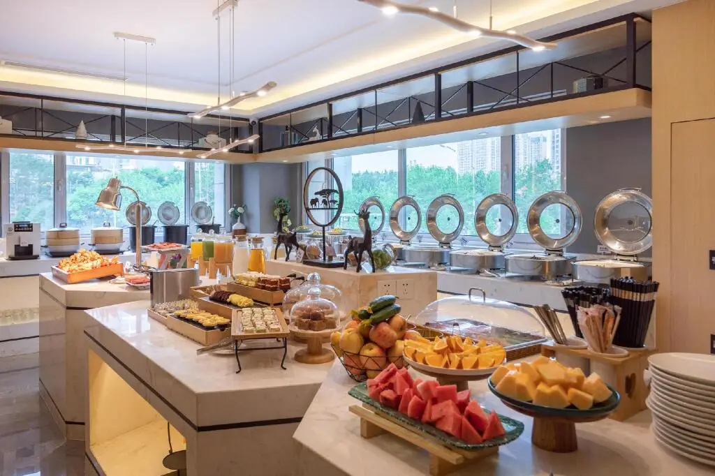 Линьи: Atour Hotel Linyi High-Speed Railway Station Yimeng Bei Road