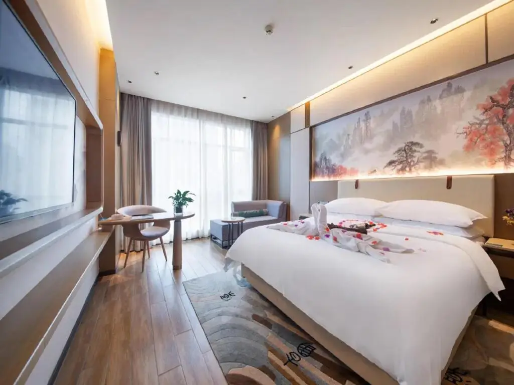 Чжанцзяцзе: Firend He Hotel(Zhangjiajie High-speed Railway Station Store)