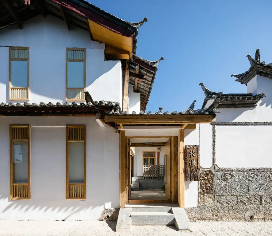 Lijiang Muqian Hotel — фото 1