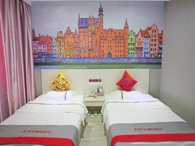 Тайчжоу: Jun Hotel Jiangsu Taizhou Hailing Pozi Street