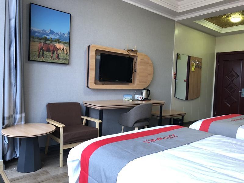 Циндао: Jun Hotel Shandong Qingdao Mocheng Road Bus Terminal