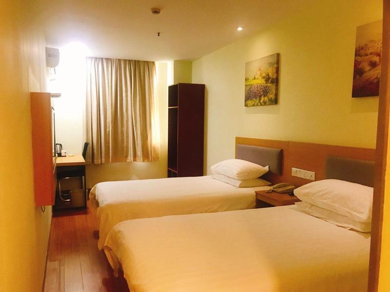 Шанхай: Jun Hotel Jiangsu Suzhou Kunshan Huaqiao Town Zhaofeng Road Metro Station