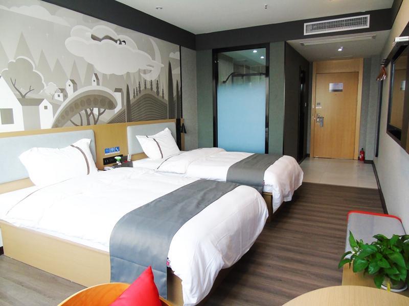 Гуанчжоу: Thank Inn Hotel Guangzhou Zengcheng Xincheng Avnue
