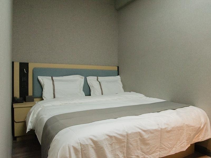 Харбин: Thank Inn Hotel Heilongjiang Harbin Nangang West Railway Station Wanda Plaza
