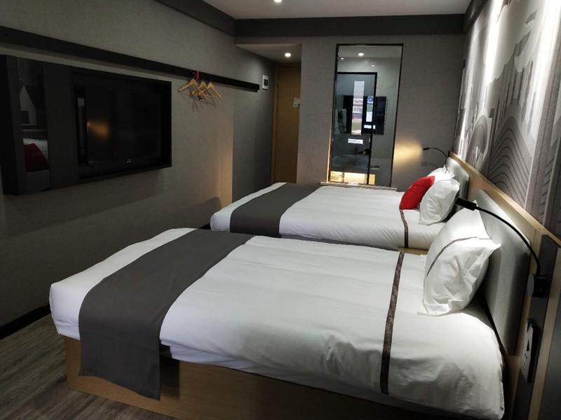 Тайан: Thank Inn Hotel Shandong Tai'an High-Speed Railway Station