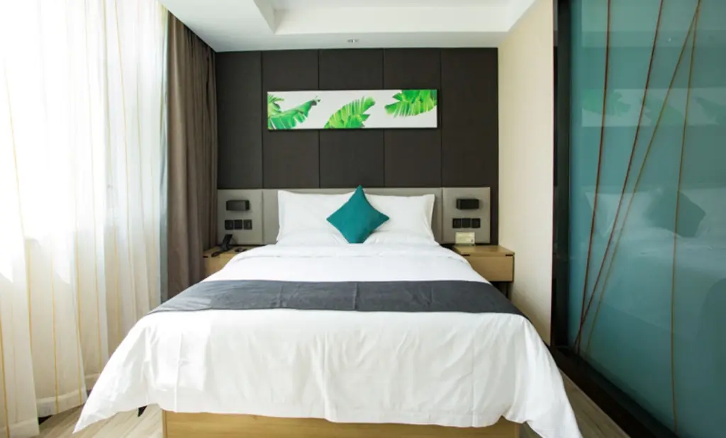 Люян: UP and IN Hotel Shanxi Lvliang Fenyang Oriental International City