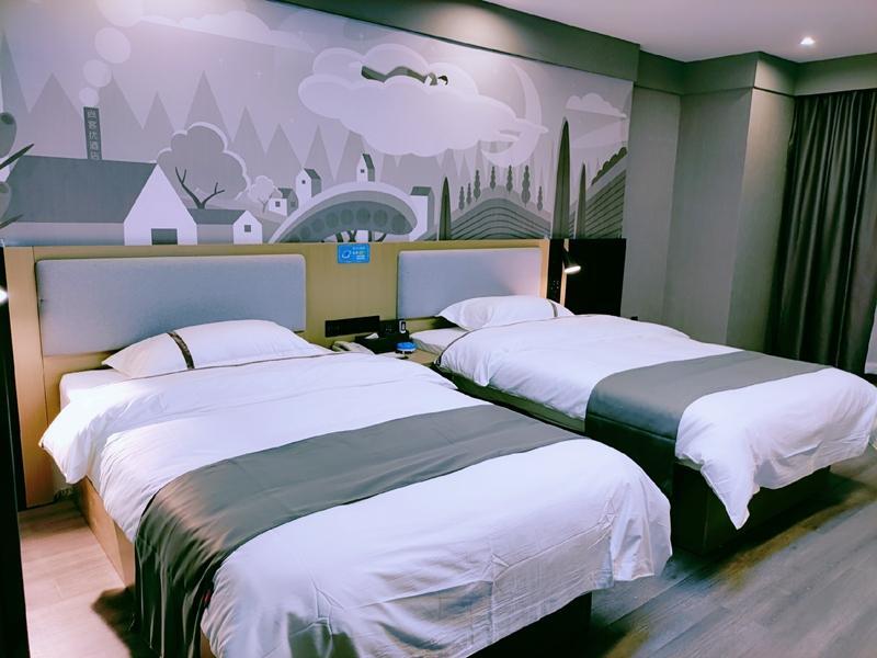 Куньмин: Thank Inn Hotel Yunnan Kunming Wuhua Puhuiyuan
