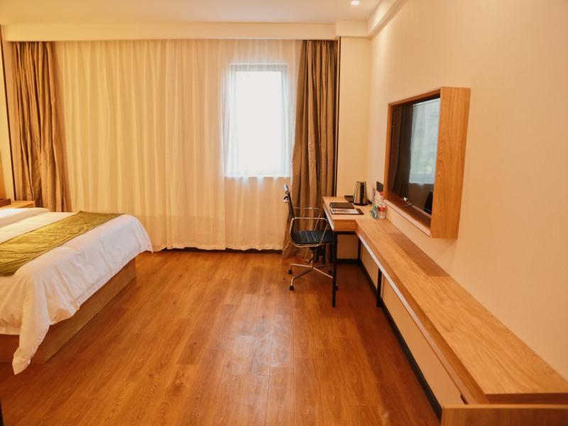 Нанкин: GreenTree Inn Nanjing Baijiahu