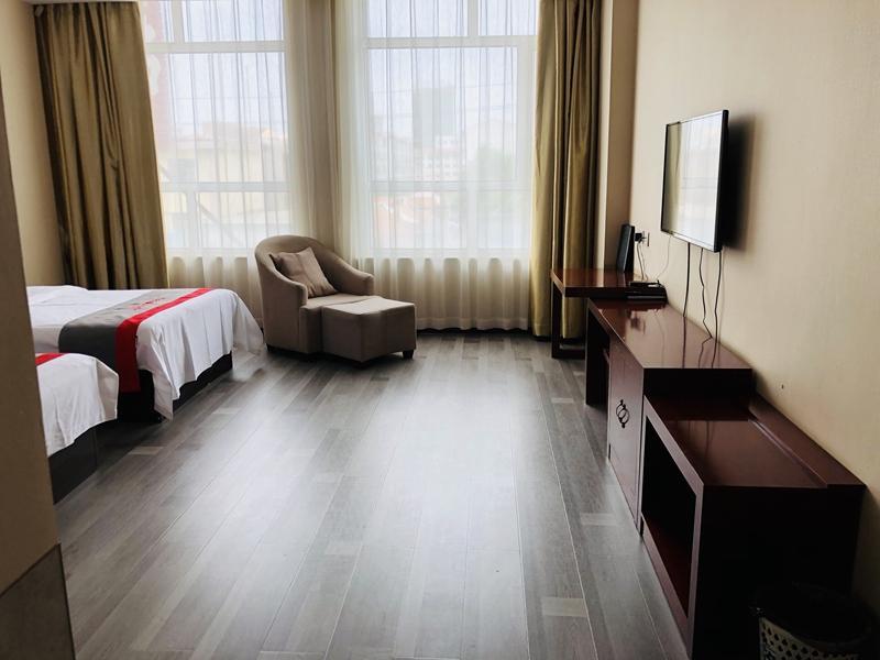 Jun Hotel Inner Mongolia Xilinhot Victory Plaza — фото 1