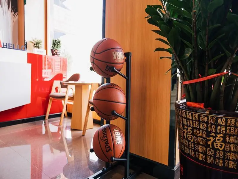 Чжухай: Thank Inn Hotel Guangdong Zhuhai Jiwan Hongqi Central Sqaure