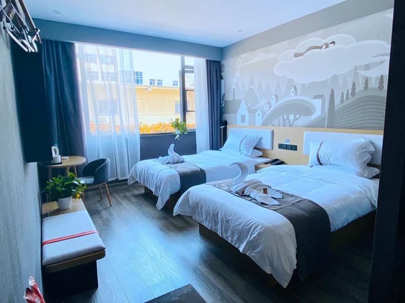 Нинбо: Thank Inn Hotel Zhejiang Ningbo Haishu Yinzhou Avenue Metro Station