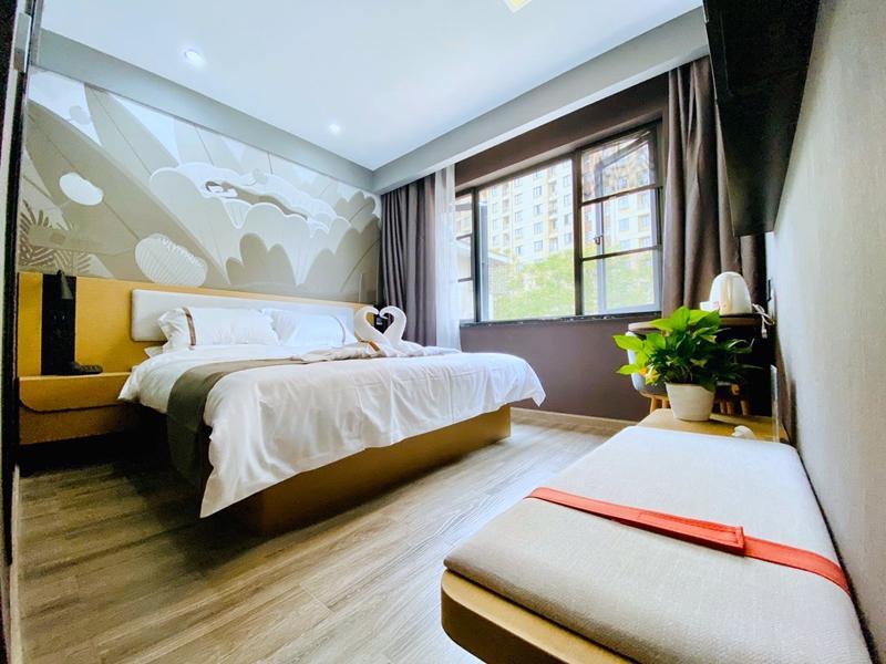 Нинбо: Thank Inn Hotel Zhejiang Ningbo Haishu Yinzhou Avenue Metro Station