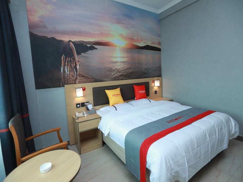 Маоминг: Jun Hotel Guangdong Maoming Xinyi Xinshang Road