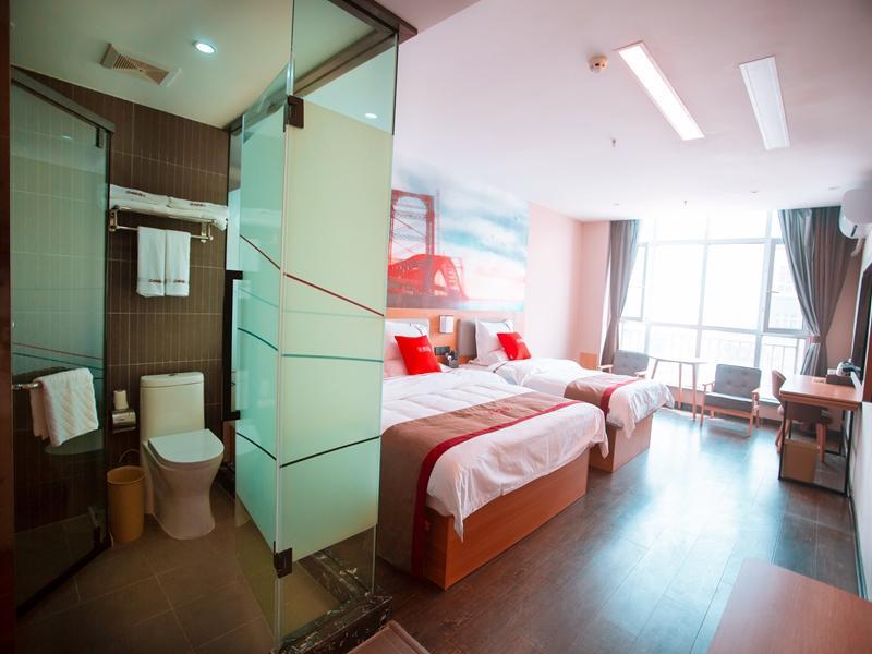 Яркенд: Thank Inn Hotel Xinjiang Kashi Shache Rongbin Commercial Street