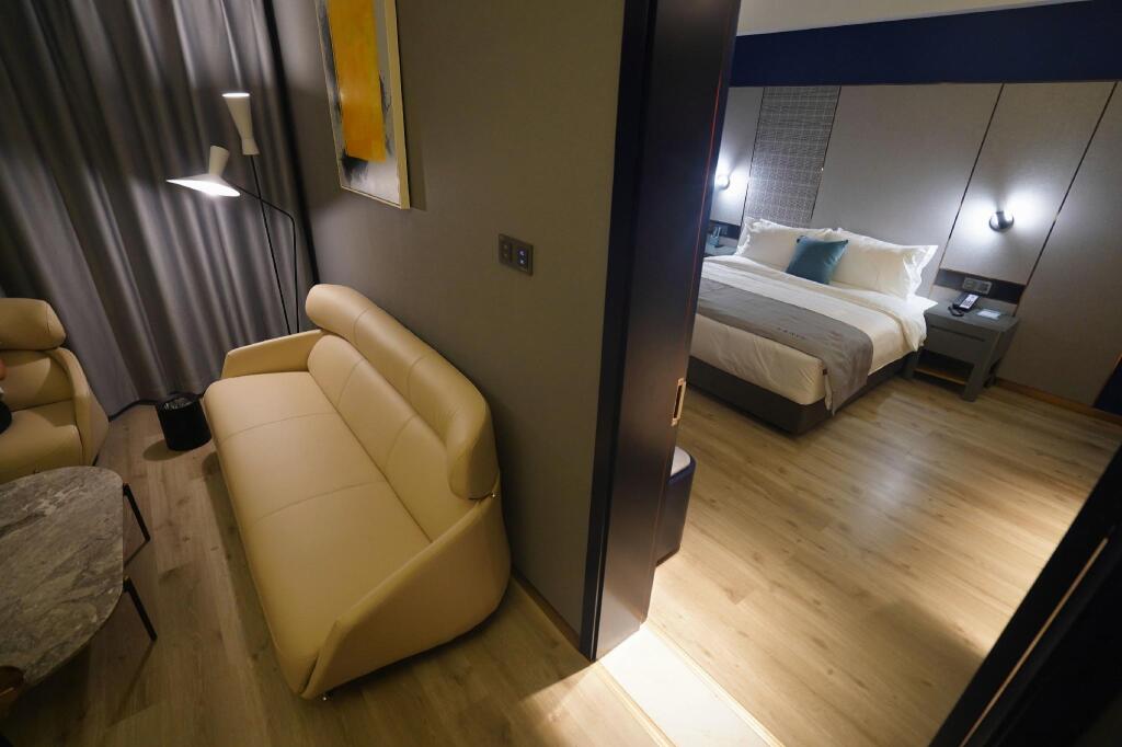 Фупинь: Lano Hotel Shaanxi Weinan Fuping Millennium Dragon