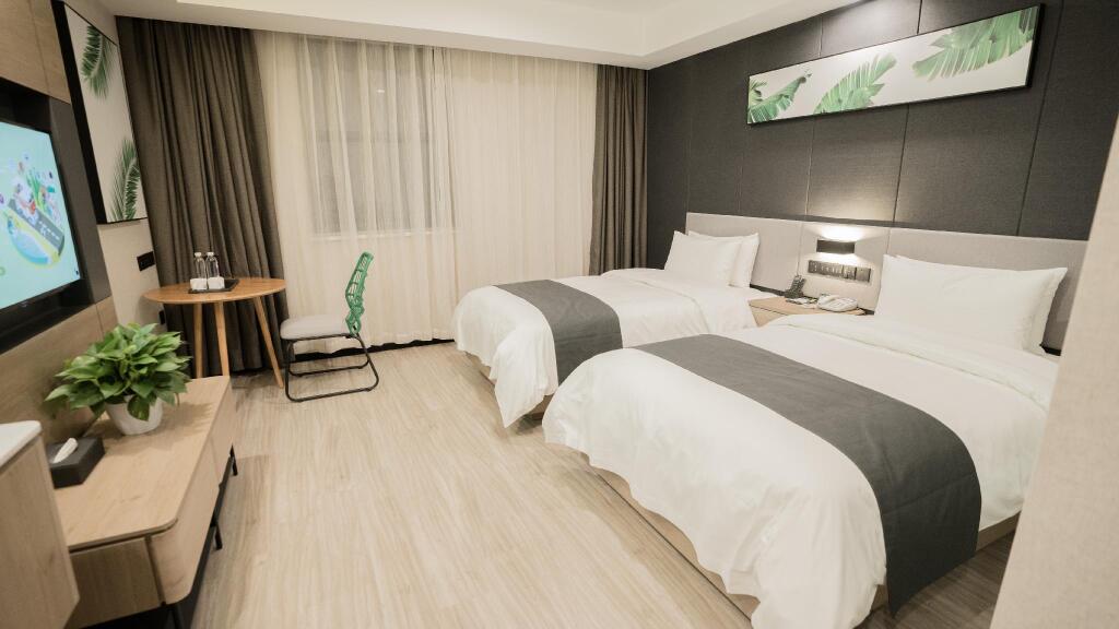 Цзуньи: UP and IN Hotel Guizhou Zunyi Honghuagang District High-Speed Railway Station
