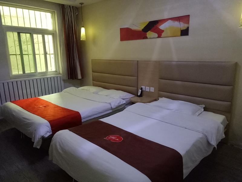 Цзинань: Thank Inn Hotel Shandong Jinan Qilu Children Hospital