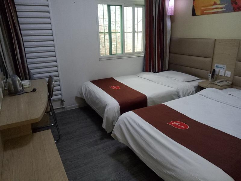 Цзинань: Thank Inn Hotel Shandong Jinan Qilu Children Hospital