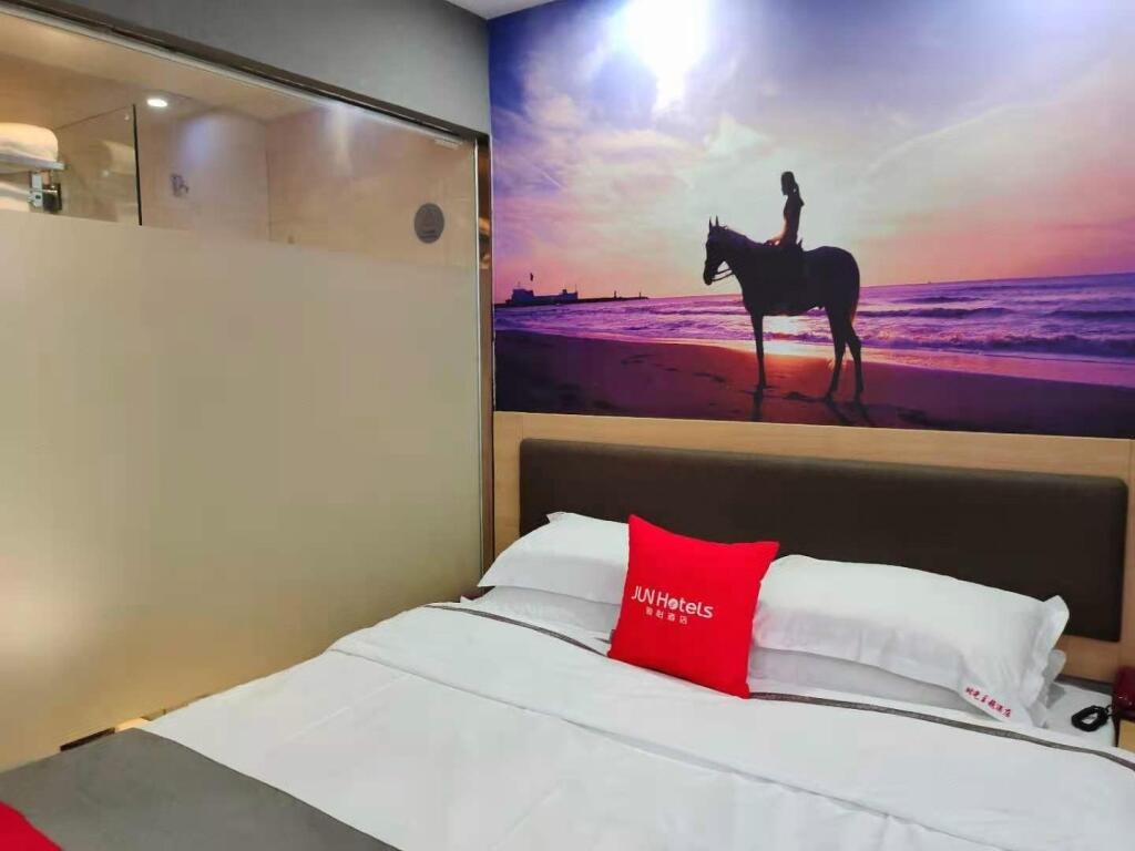 Гуангхан: Jun Hotel Sichuan Guang'an Wufuqiao