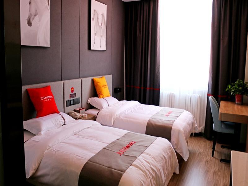 Чжанцзякоу: Jun Hotel Zhangjiakou Jiamei