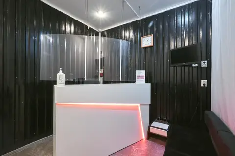 Lips Hotel (Липс Хотел) (бывш.Пирамида) — фото 1
