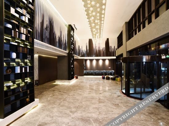 Цзясинь: Huanlesong Hotel (Jiaxing Zhongguancun Wanli Square)