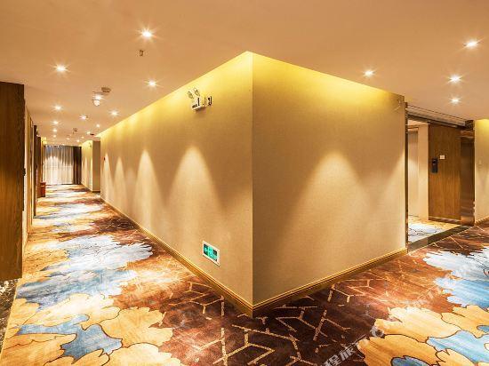 Чанша: Coffee Hotel (Changsha railway station&Tianyou building)
