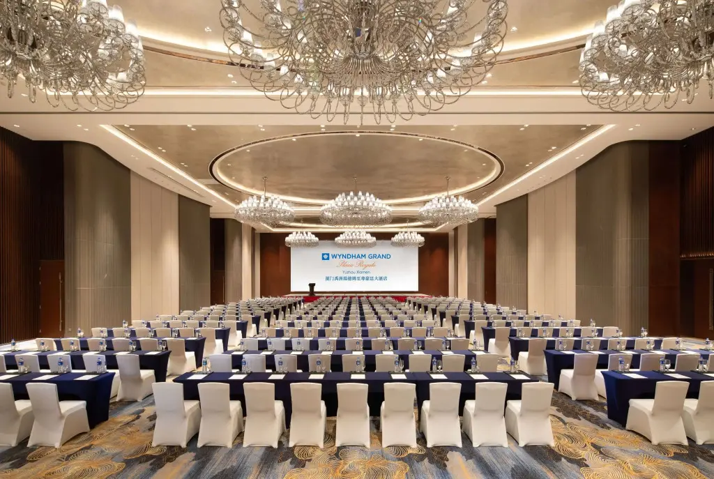 Жангжоу: Wyndham Grand Plaza Royale Yuzhou Xiamen