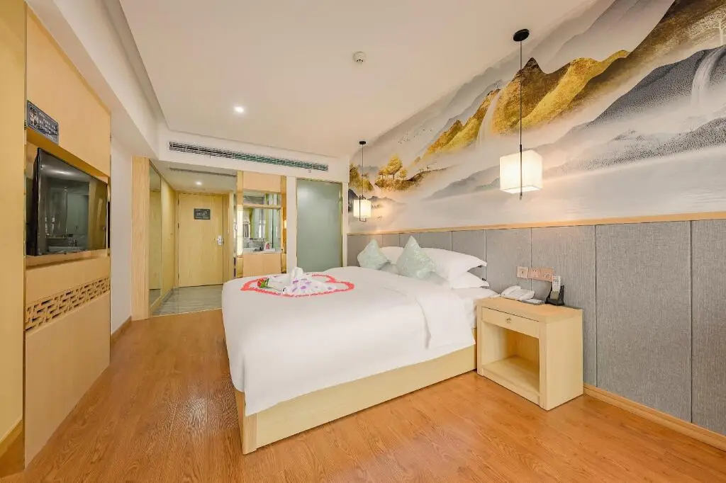 Чжанцзяцзе: MIDI Hotel Hunan Zhangjiajie Yongding District Pedestrian Street