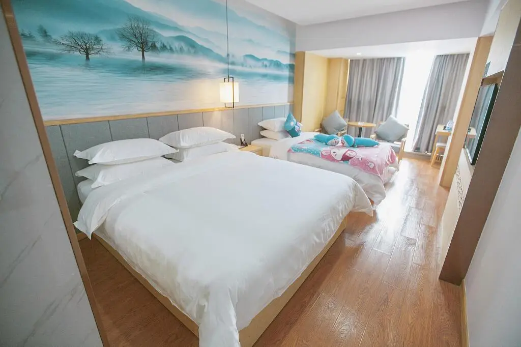 Чжанцзяцзе: MIDI Hotel Hunan Zhangjiajie Yongding District Pedestrian Street