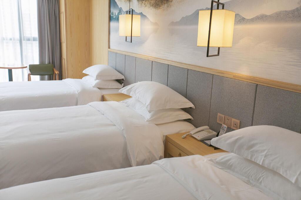 Чжанцзяцзе: MIDI Hotel Hunan Zhangjiajie Yongding District Pedestrian Street