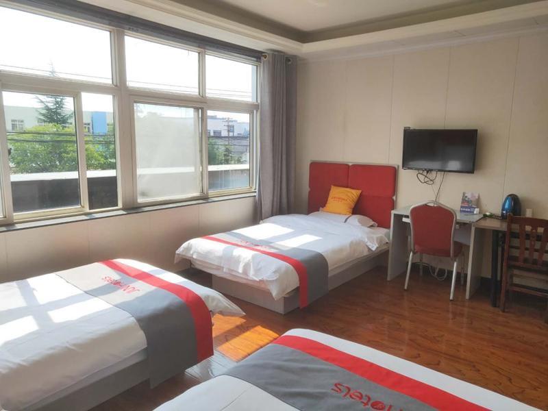 Циндао: Jun Hotel Shandong Qiangdao Hongdao High-Tech Zone Fangte Dream Kingdom