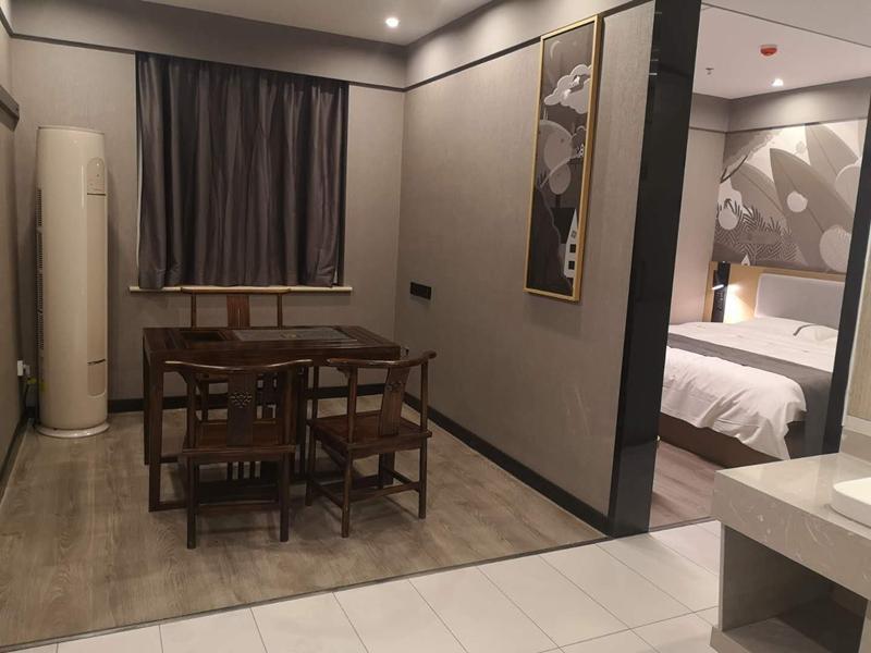 Thank Inn Hotel Henan Luohe Yancheng District Zhonglou Square — фото 1