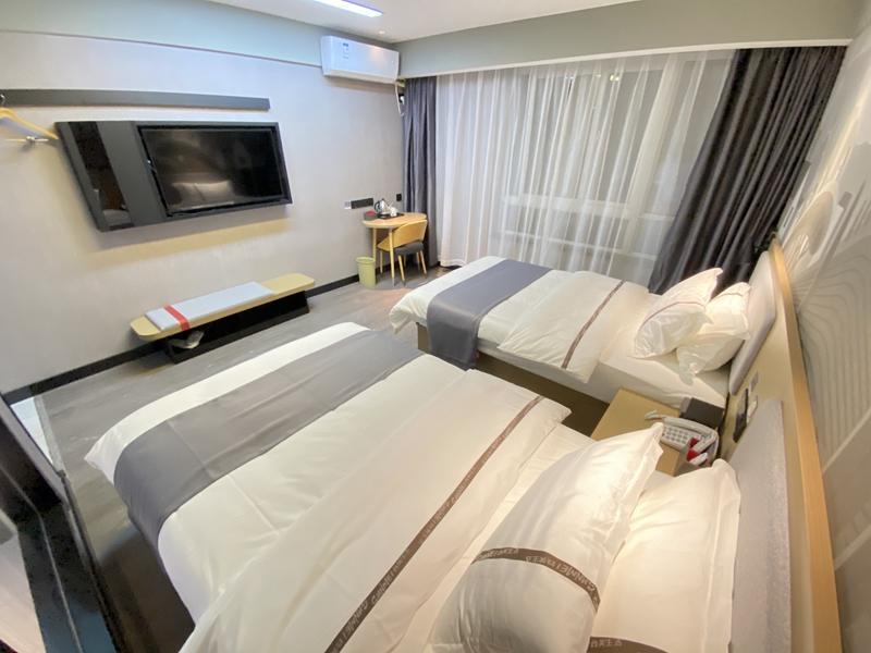Сюйчжоу: Thank Inn Hotel Jiangsu Xuzhou Feng County Songlou Commerical Plaza