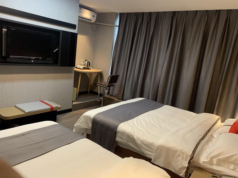 Чжаоюань: Thank Inn Hotel Shandong Yantai Zhaoyuan Jincheng Plaza