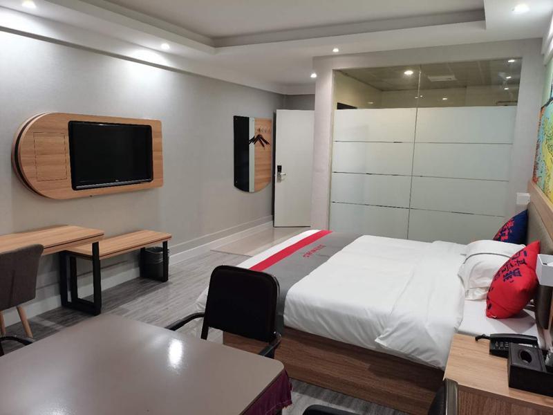 Цзюцзян: Jun Hotel Jiangxi Jiujiang Pengze County Longcheng Avenue