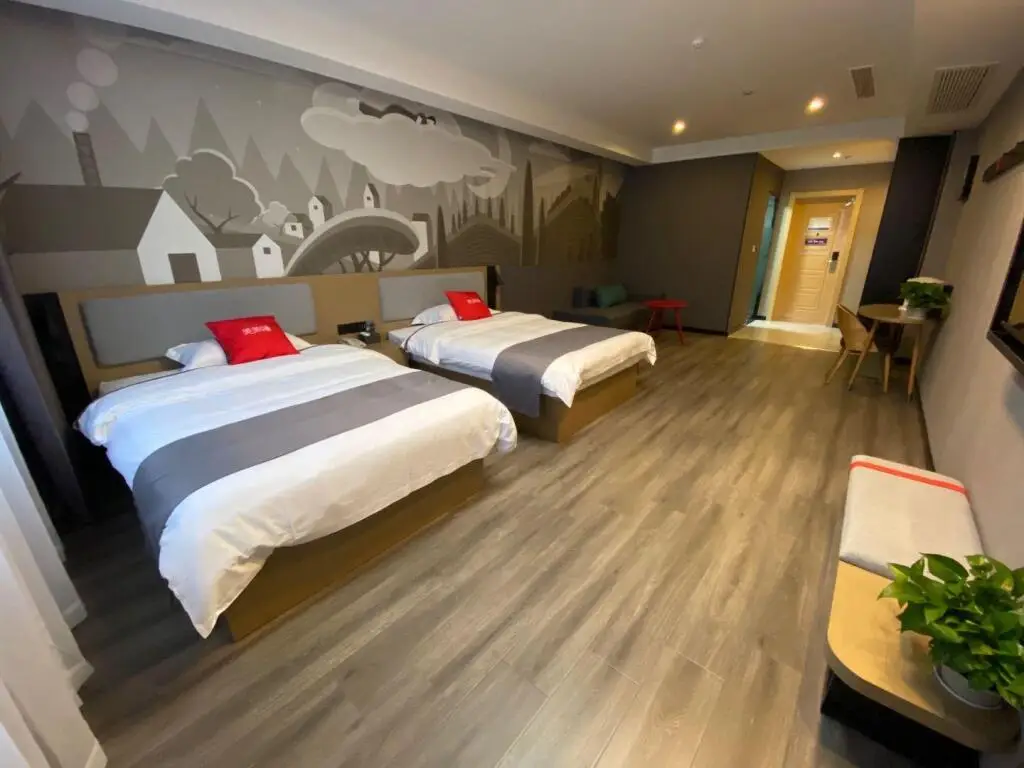 Тайчжоу: Thank Inn Hotel Jiangsu Taizhou Xinghua Bus Station