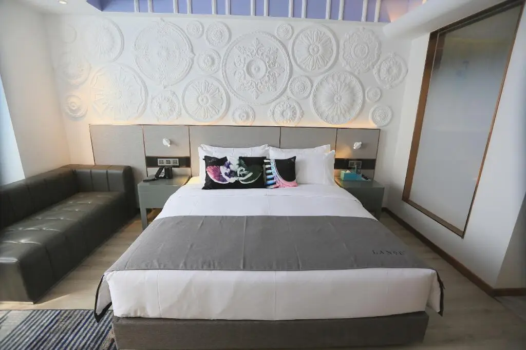 Ляньюньган: LANO Hotel Jiangsu Lianyungang Donghai Fuhua Road Crystal Market
