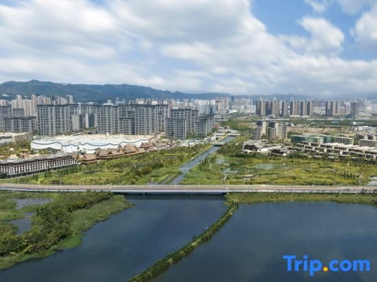 Куньмин: Wanda Vista Kunming Dianchi