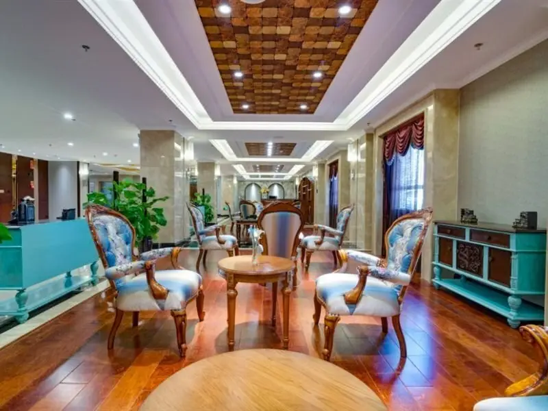 Kunming Cloud Cullinan Hotel (ex Kunming Xi Zhan Hotel) — фото 1