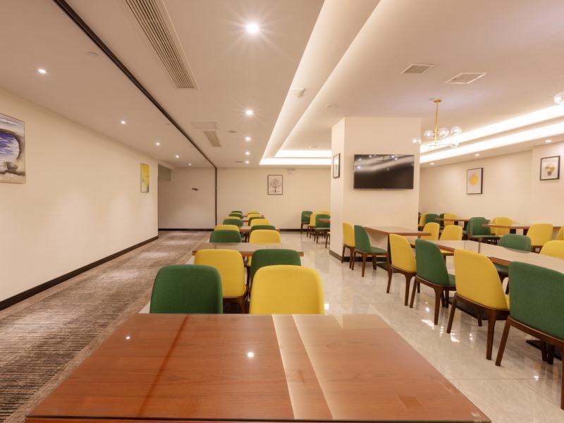 Наньчан: Green Tree Inn Nanchang Zhongshan Road Bayiguan