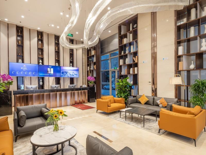 VX Hotel Wuxi Xinwu District Executive Center Wanda Plaza — фото 1