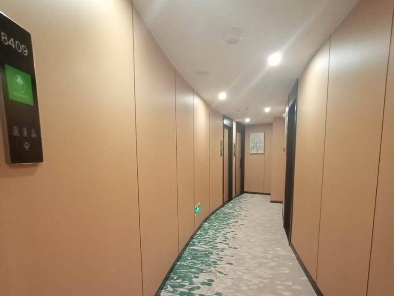 Ичунь: Green Tree Inn Yichun Fengxin County People's Hospital