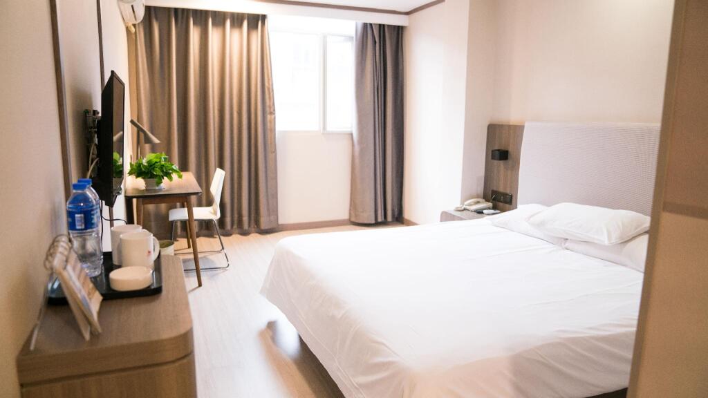 Наньчан: Hanting Hotel Nanchang Honggutan International Convention & Exhibition Center