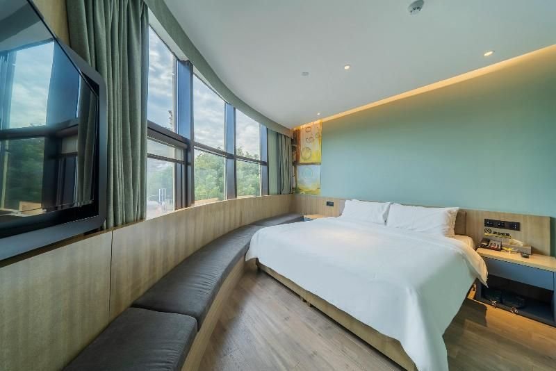 Шанхай: Hanting Premium Hotel Shanghai Xinzhuang Business Center