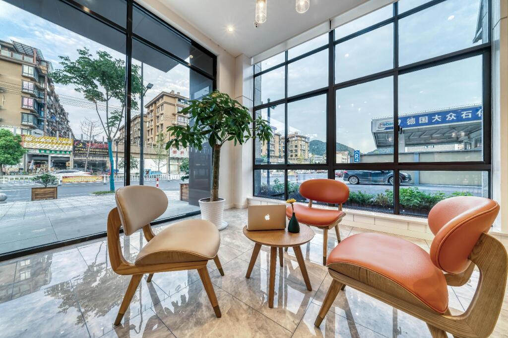 Ханчжоу: Hanting Premium Hotel Hangzhou Tonglu