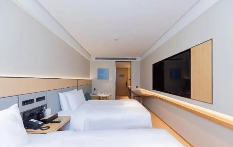 Шанхай: Ji Hotel Hailun Road Metro Station