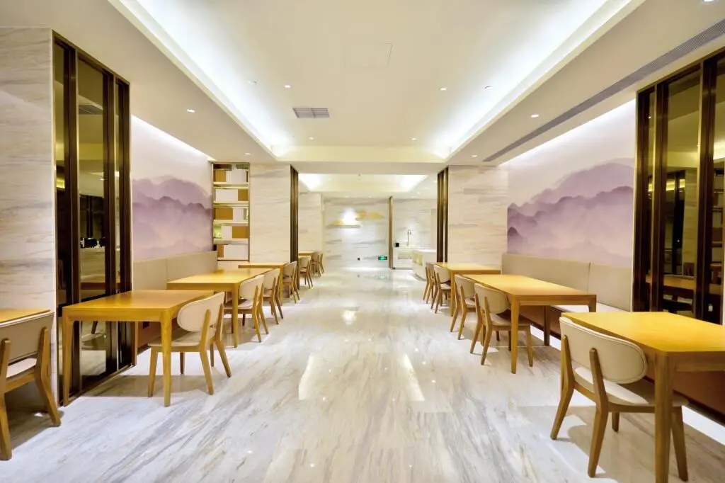 Шанхай: Ji Hotel Shanghai Xinzhuang Longemont